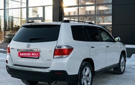 Toyota Highlander III, 2011 год, 2 468 000 рублей, 5 фотография