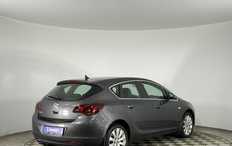 Opel Astra J, 2010 год, 790 000 рублей, 5 фотография