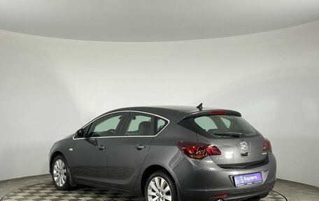 Opel Astra J, 2010 год, 790 000 рублей, 8 фотография