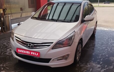 Hyundai Solaris II рестайлинг, 2014 год, 1 230 000 рублей, 4 фотография