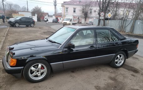 Mercedes-Benz 190 (W201), 1992 год, 1 200 000 рублей, 9 фотография