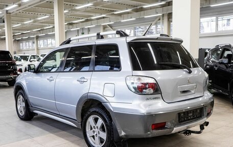 Mitsubishi Outlander III рестайлинг 3, 2005 год, 816 000 рублей, 4 фотография