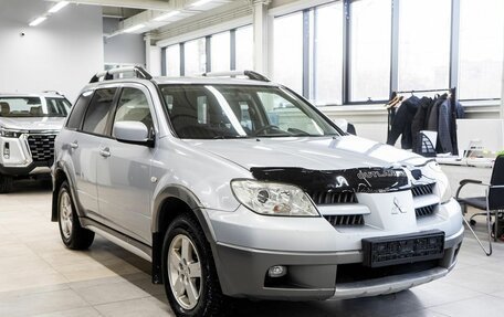 Mitsubishi Outlander III рестайлинг 3, 2005 год, 816 000 рублей, 3 фотография