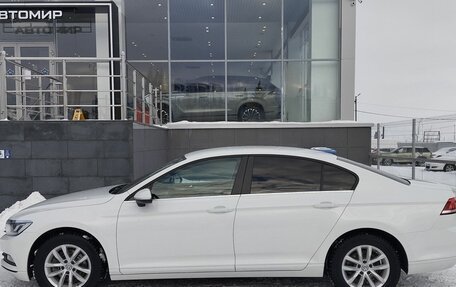 Volkswagen Passat B8 рестайлинг, 2015 год, 1 740 000 рублей, 13 фотография