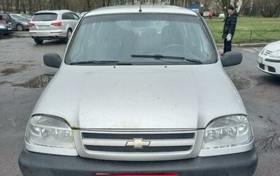 Chevrolet Niva I рестайлинг, 2005 год, 120 000 рублей, 1 фотография