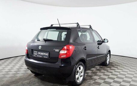 Skoda Fabia II, 2011 год, 695 000 рублей, 5 фотография