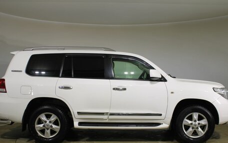 Toyota Land Cruiser 200, 2011 год, 2 850 000 рублей, 4 фотография