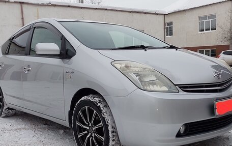 Toyota Prius, 2008 год, 990 000 рублей, 7 фотография