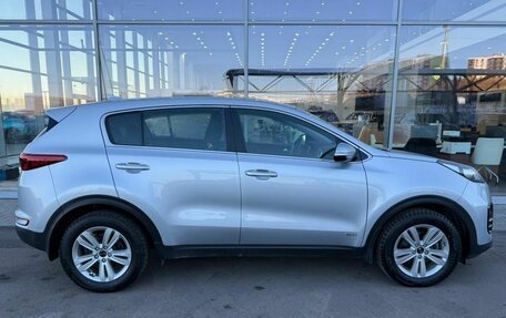 KIA Sportage IV рестайлинг, 2018 год, 2 099 000 рублей, 4 фотография