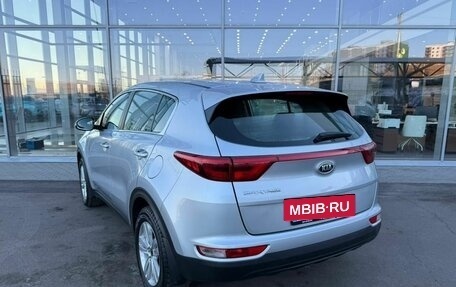 KIA Sportage IV рестайлинг, 2018 год, 2 099 000 рублей, 7 фотография