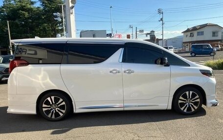 Toyota Alphard III, 2022 год, 3 600 006 рублей, 4 фотография