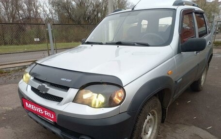 Chevrolet Niva I рестайлинг, 2010 год, 449 900 рублей, 3 фотография