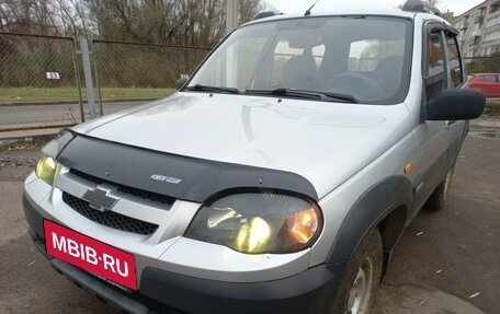 Chevrolet Niva I рестайлинг, 2010 год, 449 900 рублей, 11 фотография