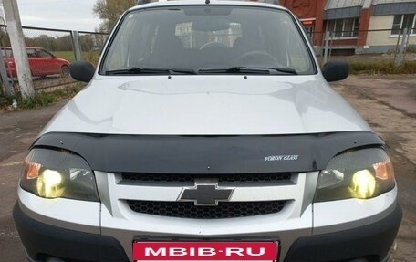 Chevrolet Niva I рестайлинг, 2010 год, 449 900 рублей, 13 фотография