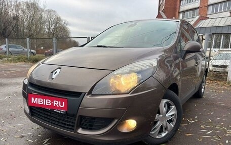 Renault Scenic III, 2010 год, 735 000 рублей, 2 фотография