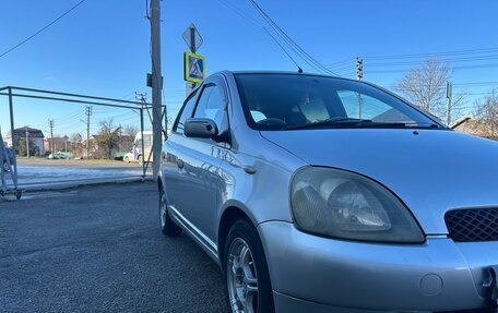 Toyota Vitz, 2001 год, 9 фотография