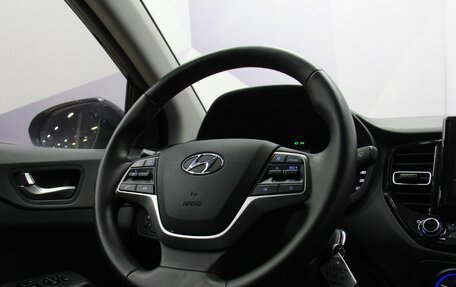 Hyundai Solaris II рестайлинг, 2021 год, 1 648 000 рублей, 17 фотография