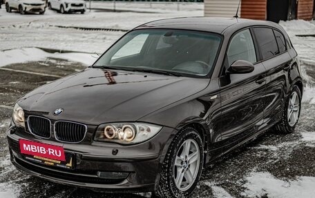 BMW 1 серия, 2008 год, 920 000 рублей, 2 фотография