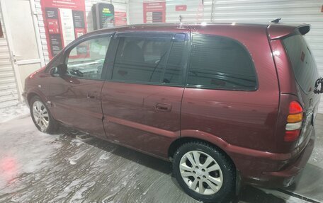 Subaru Traviq, 2002 год, 350 000 рублей, 2 фотография