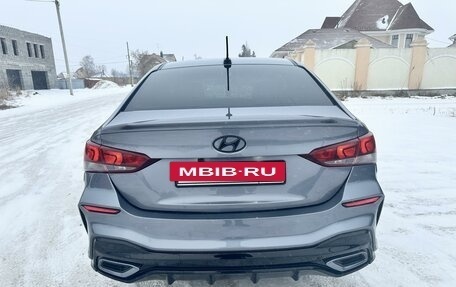 Hyundai Solaris II рестайлинг, 2018 год, 1 380 000 рублей, 2 фотография