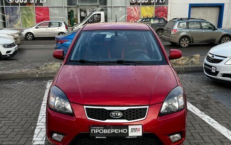 KIA Rio II, 2011 год, 700 000 рублей, 2 фотография