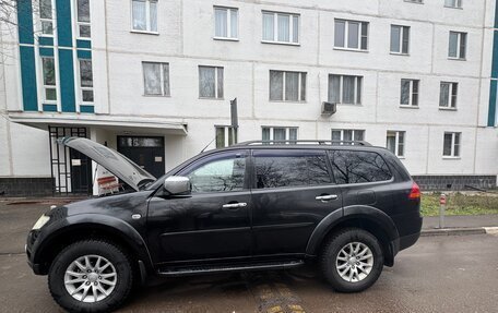 Mitsubishi Pajero Sport II рестайлинг, 2013 год, 1 950 000 рублей, 5 фотография