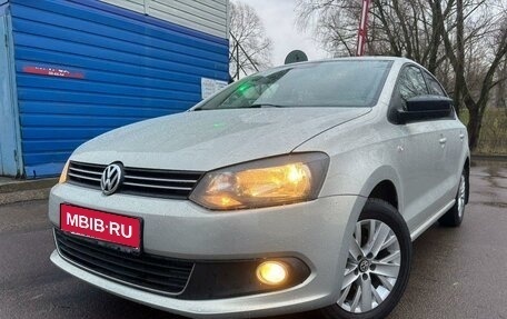 Volkswagen Polo VI (EU Market), 2014 год, 1 049 900 рублей, 1 фотография