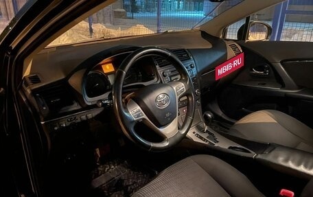 Toyota Avensis III рестайлинг, 2009 год, 1 400 000 рублей, 17 фотография