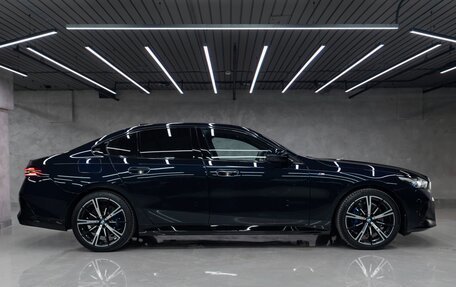 BMW 5 серия, 2024 год, 12 000 000 рублей, 7 фотография