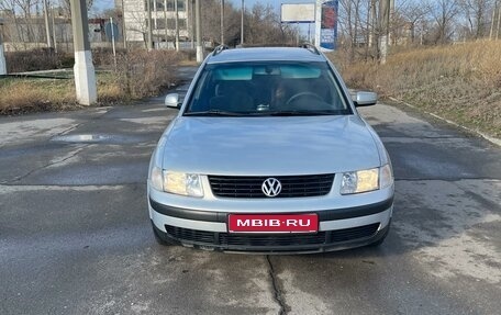 Volkswagen Passat B5+ рестайлинг, 1998 год, 370 000 рублей, 1 фотография