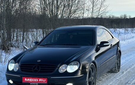 Mercedes-Benz CLK-Класс, 2004 год, 949 000 рублей, 1 фотография