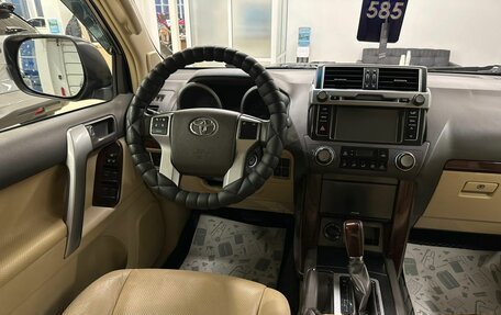 Toyota Land Cruiser Prado 150 рестайлинг 2, 2015 год, 3 849 000 рублей, 14 фотография