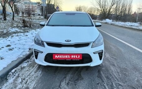 KIA Rio IV, 2019 год, 1 600 000 рублей, 2 фотография