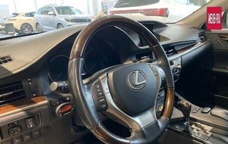 Lexus ES VII, 2013 год, 2 565 000 рублей, 13 фотография