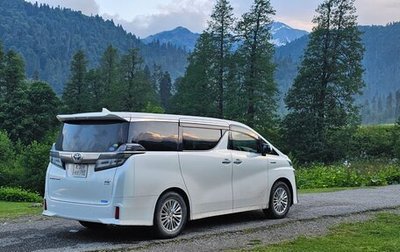 Toyota Vellfire II, 2019 год, 4 200 000 рублей, 1 фотография