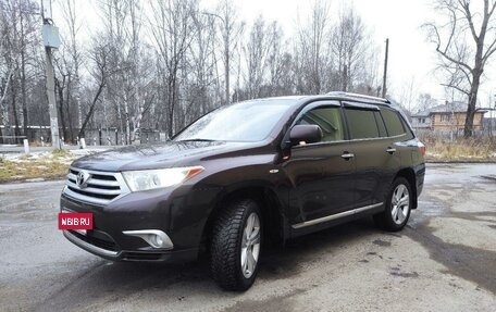 Toyota Highlander III, 2012 год, 2 199 000 рублей, 5 фотография