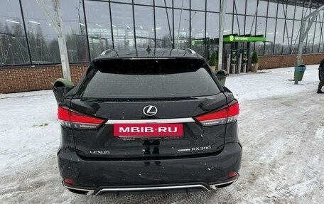 Lexus RX IV рестайлинг, 2021 год, 5 200 000 рублей, 4 фотография