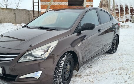 Hyundai Solaris II рестайлинг, 2014 год, 780 000 рублей, 1 фотография