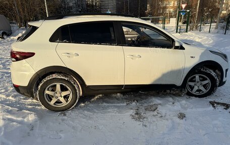 KIA Rio IV, 2019 год, 1 370 000 рублей, 4 фотография