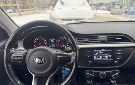 KIA Rio IV, 2019 год, 1 370 000 рублей, 8 фотография