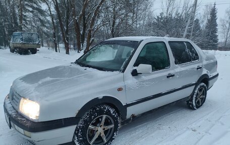 Volkswagen Vento, 1996 год, 165 000 рублей, 6 фотография