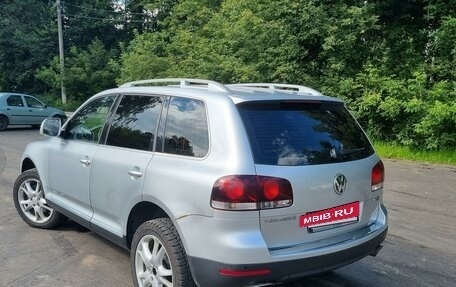 Volkswagen Touareg III, 2010 год, 1 300 000 рублей, 2 фотография