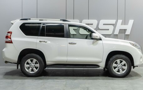 Toyota Land Cruiser Prado 150 рестайлинг 2, 2014 год, 3 599 000 рублей, 5 фотография