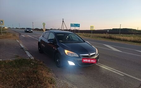 Opel Astra J, 2011 год, 685 000 рублей, 4 фотография