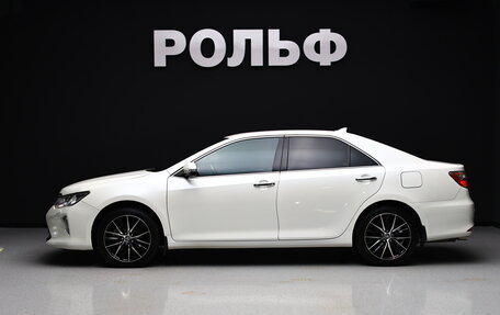 Toyota Camry, 2017 год, 3 000 000 рублей, 5 фотография