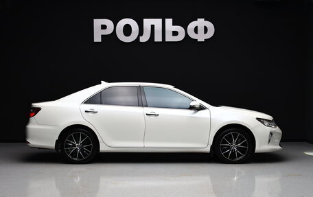 Toyota Camry, 2017 год, 3 000 000 рублей, 6 фотография