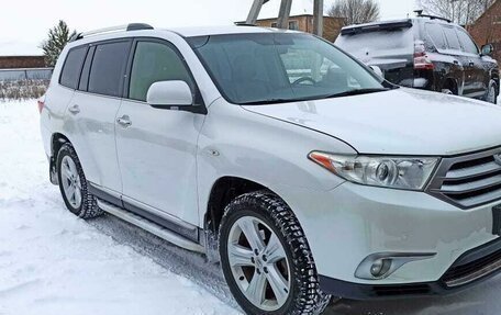 Toyota Highlander III, 2012 год, 2 220 000 рублей, 8 фотография