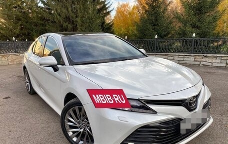 Toyota Camry, 2020 год, 2 990 000 рублей, 3 фотография