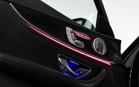 Mercedes-Benz E-Класс, 2019 год, 3 749 000 рублей, 33 фотография