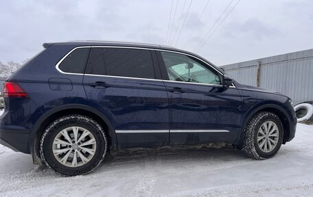 Volkswagen Tiguan II, 2017 год, 2 650 000 рублей, 13 фотография